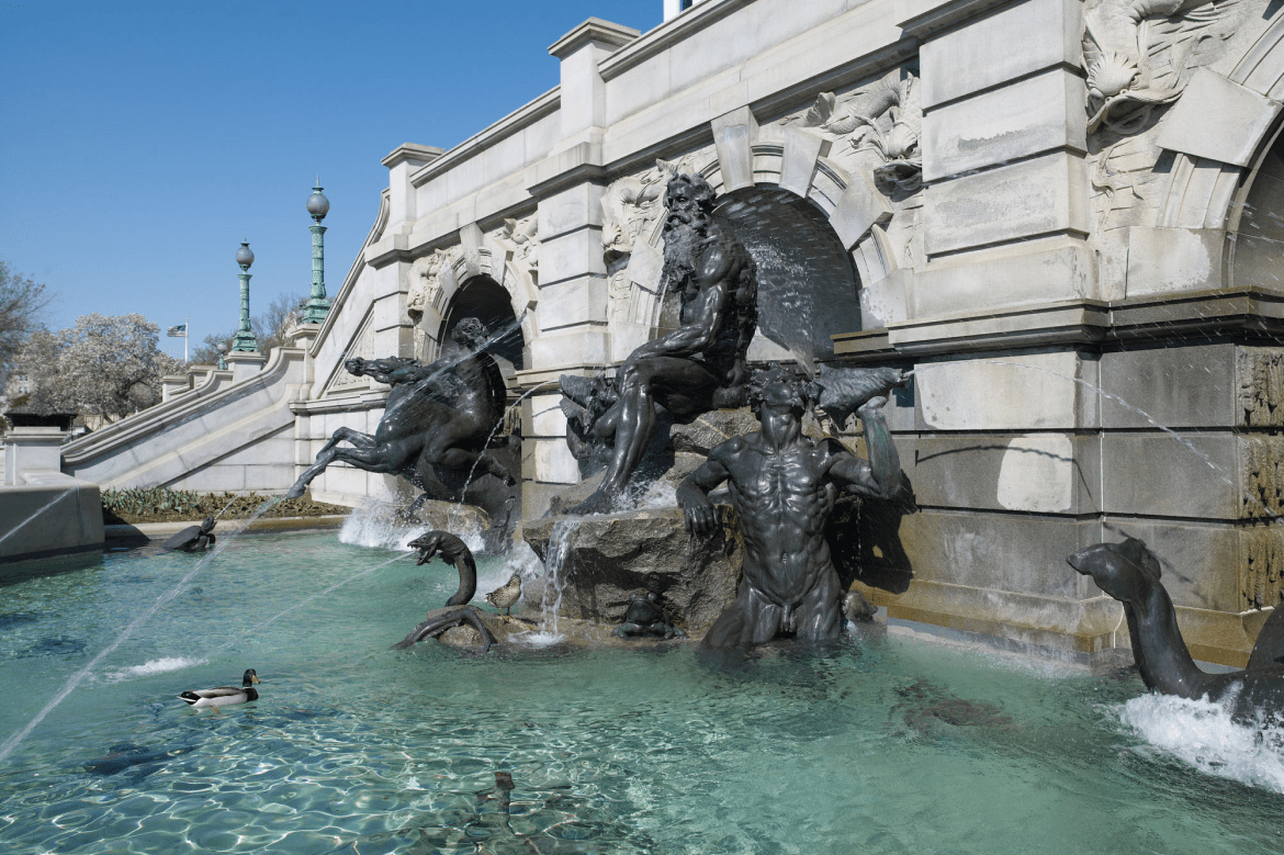 The Court of Neptune Fountain
