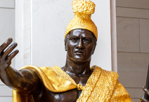 Kamehameha statue